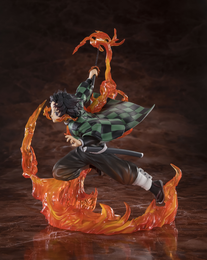 TANJIRO KAMADO KYOJURO RENGOKU'S SWORD GUARD ver. "Demon Slayer: Kimetsu no Yaiba", TAMASHII NATIONS FiguartsZERO