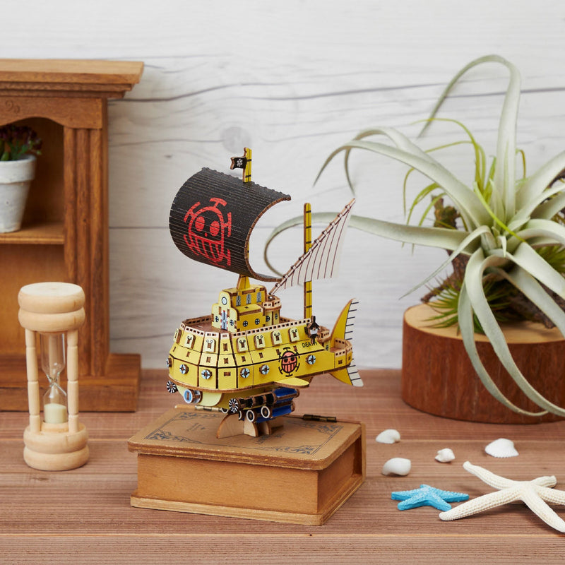 Wooden Art wa-gu-mi One Piece Trafalgar Law's Submarine (Polar Tang)
