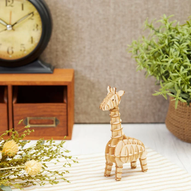 Wooden Art wa-gu-mi Giraffe