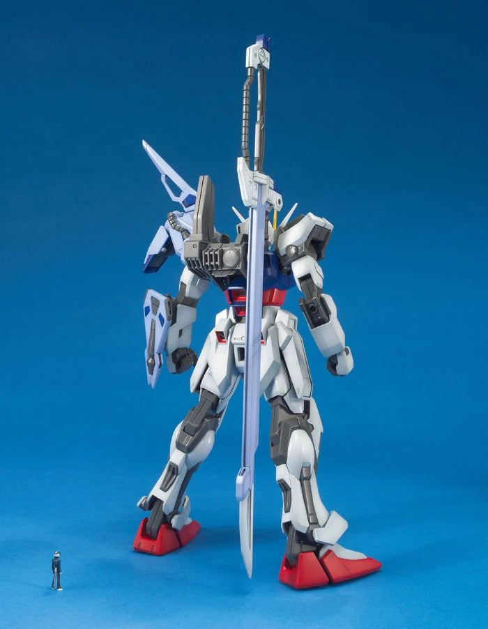[[PRE-ORDER]] MG 1/100 STRIKE GUNDAM LAUNCHER / SWORD