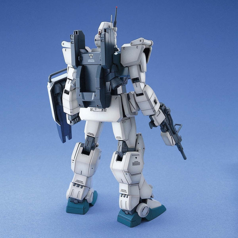 [[PRE-ORDER]] MG 1/100 RX-79G GUNDAM Ez8