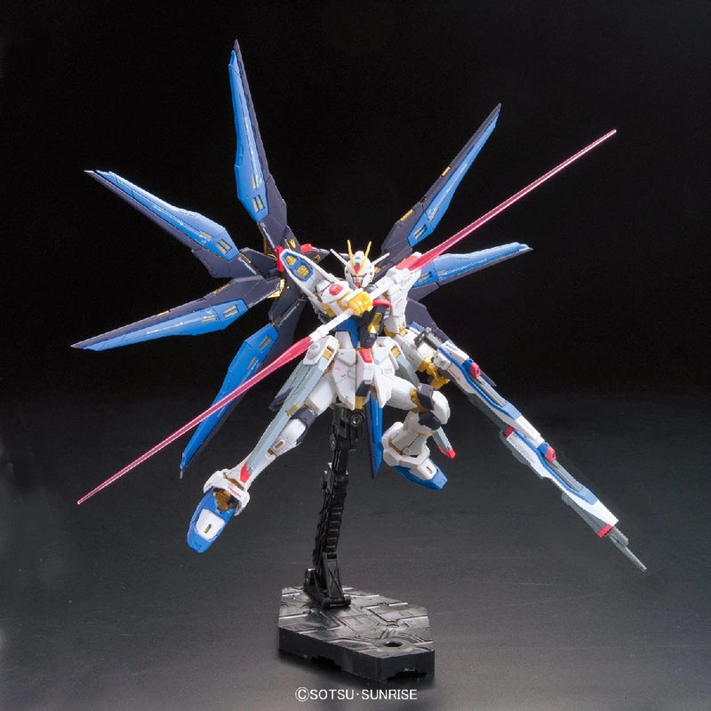 [[PRE-ORDER]] RG 1/144 #14 ZGMF-X20A STRIKE FREEDOM GUNDAM
