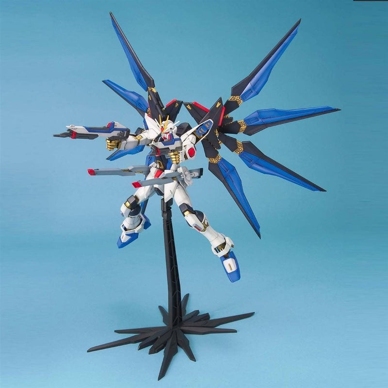 [[PRE-ORDER]] MG Strike Freedom Gundam