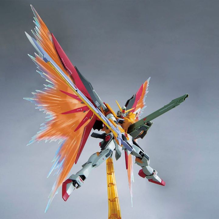 【LIMITED EDITION】MG 1/100 THE GUNDAM BASE LIMITED DESTINY GUNDAM (HEINE WESTENFLUSS CUSTOM)