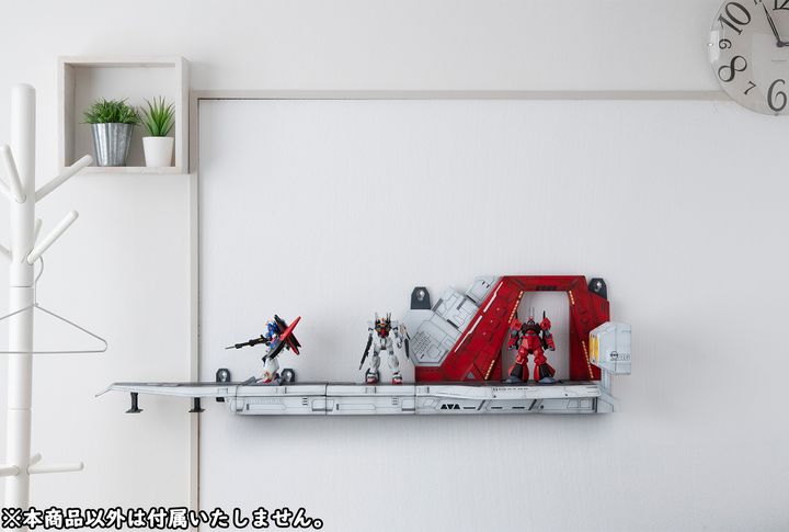 Realistic Model Series： MOBILE SUIT Z GUNDAM (1／144 HG series) Nahel Argama catapult deck 40th Anniversary Edition