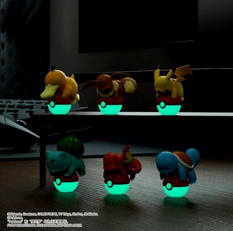 Pokémon Glow-in-the-Dark Poké Ball Figure