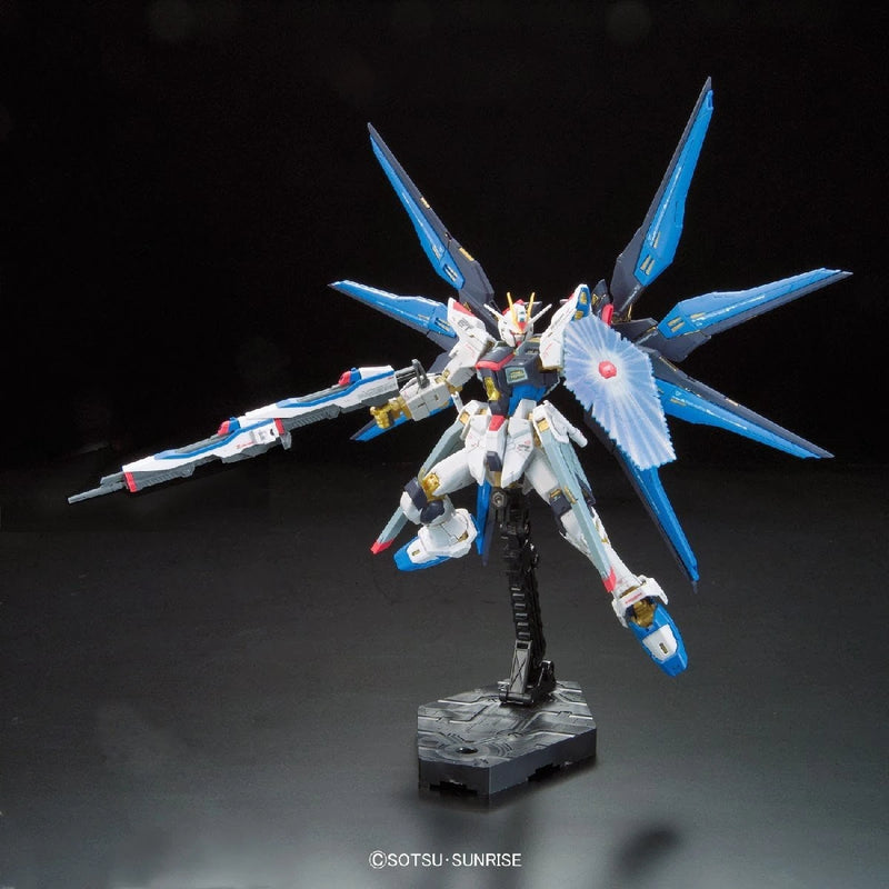 [[PRE-ORDER]] RG 1/144 #14 ZGMF-X20A STRIKE FREEDOM GUNDAM