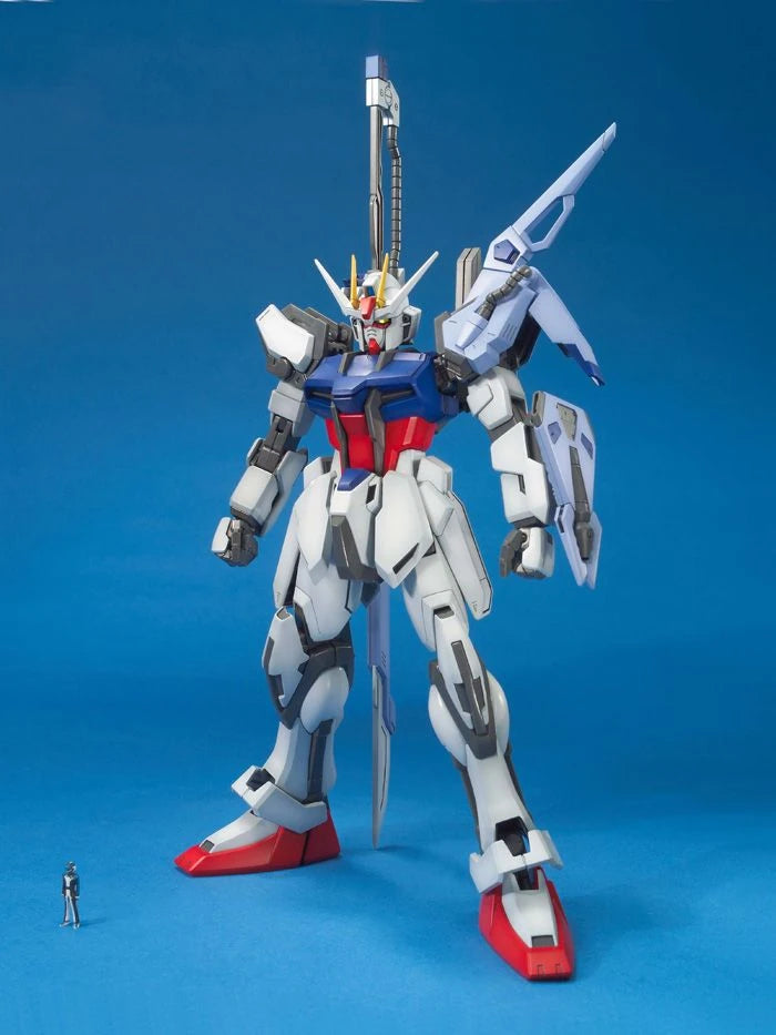 [[PRE-ORDER]] MG 1/100 STRIKE GUNDAM LAUNCHER / SWORD