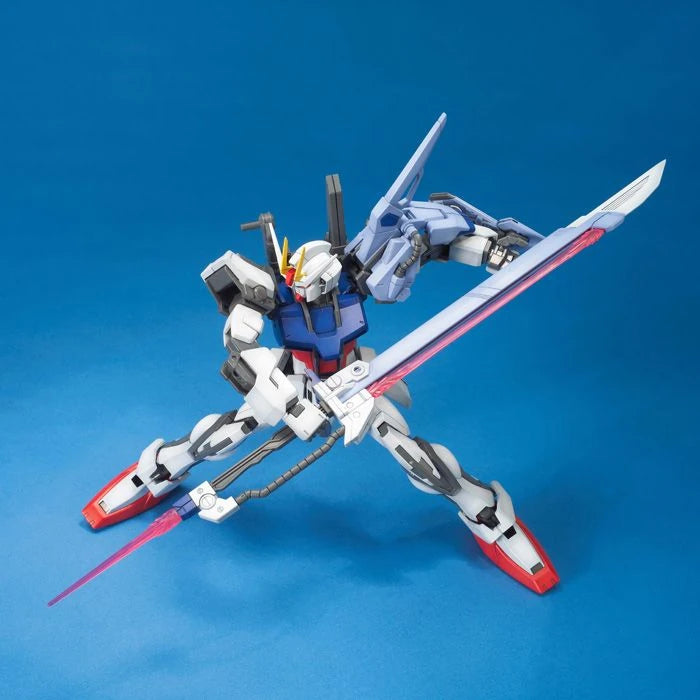 [[PRE-ORDER]] MG 1/100 STRIKE GUNDAM LAUNCHER / SWORD