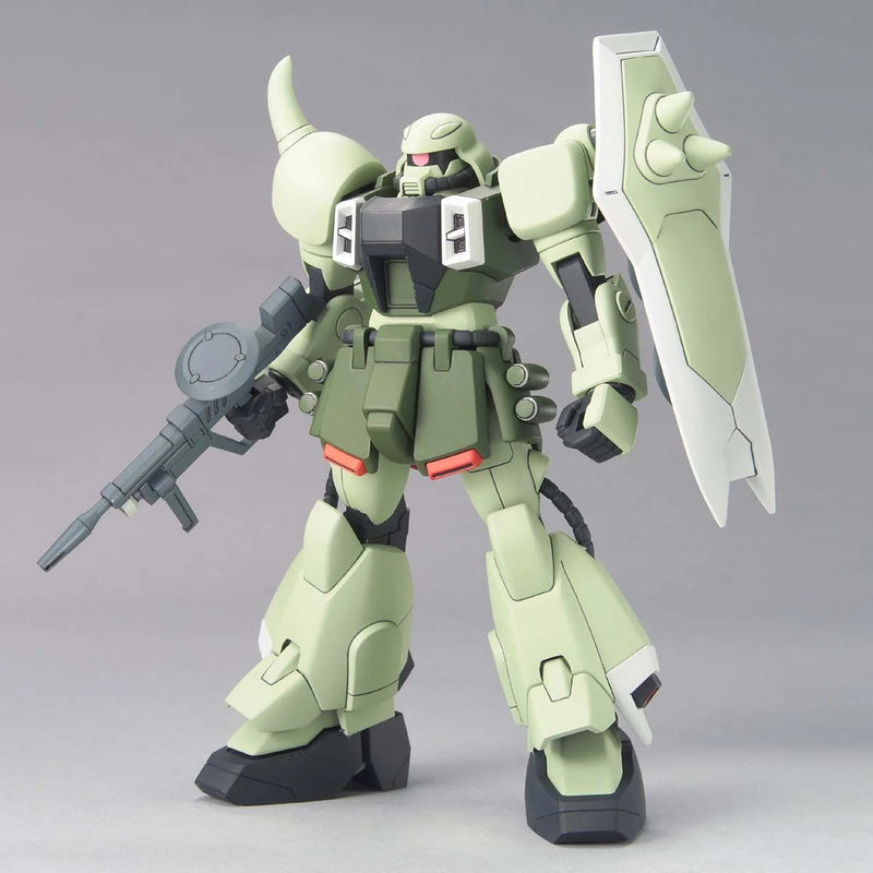 [[PRE-ORDER]] HG 1/144 #18 Zaku Warrior